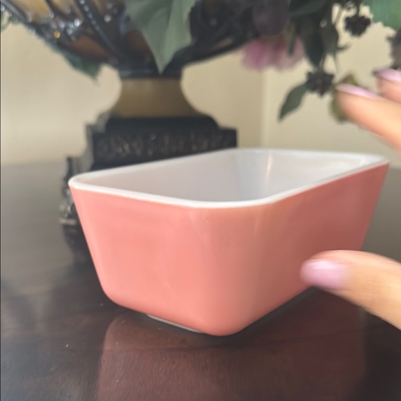 Pyrex Pink Rectangular baking Dish - Picture 5 of 13